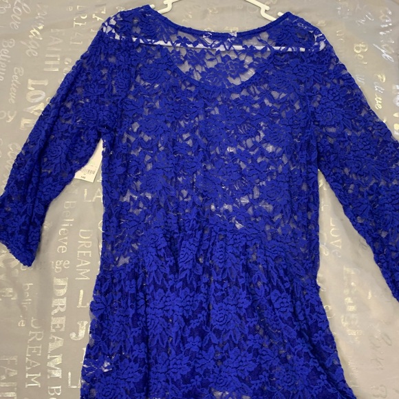 Decree Blouse - Picture 7 of 7